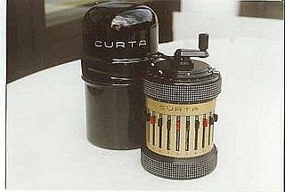 Curta-2-Color-Gold-Curta-2.jpg